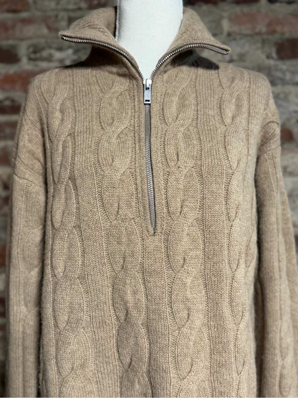 Everlane The Cable Half-Zip Sweater in Luxe Merino RWS Wool Bone Beige - Picture 2 of 11